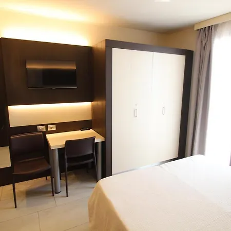 Aparthotel Del Prado
