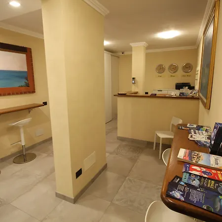 Del Prado リーヴァ・リーグレ