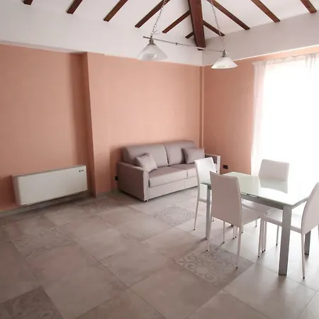 Del Prado Aparthotel