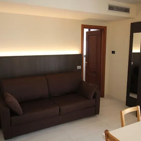 Del Prado 4* リーヴァ・リーグレ