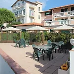 Del Prado 4*