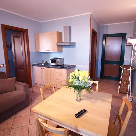 Del Prado Lägenhetshotell 4*