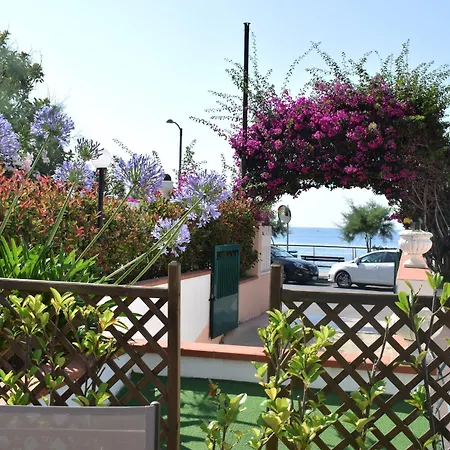 Lägenhetshotell Del Prado 4*