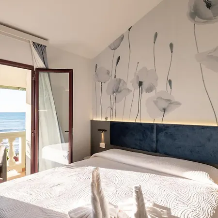 Lejlighedshotel Del Prado 4*