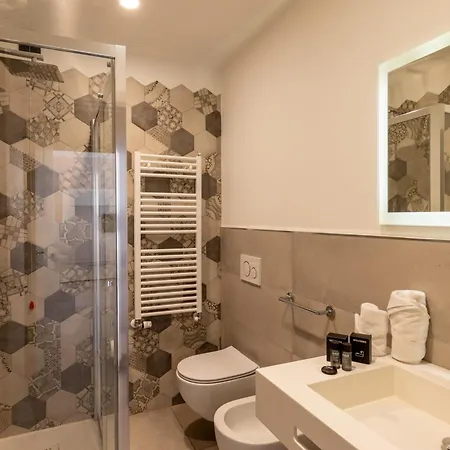 Del Prado 4*