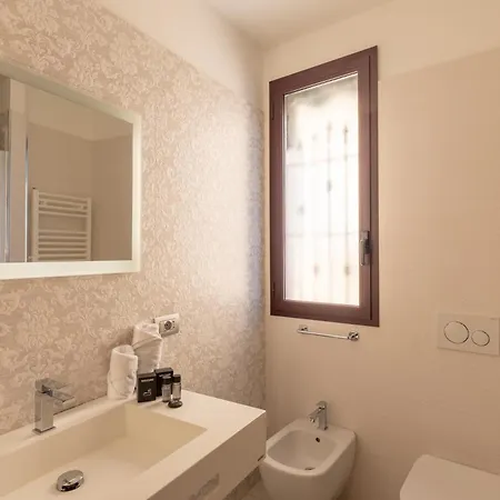 Del Prado Hotel apartamentowy 4*