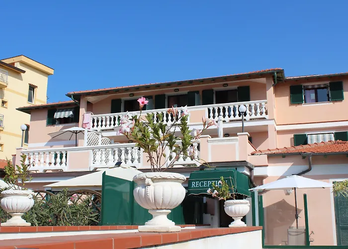 Lägenhetshotell Del Prado 4*