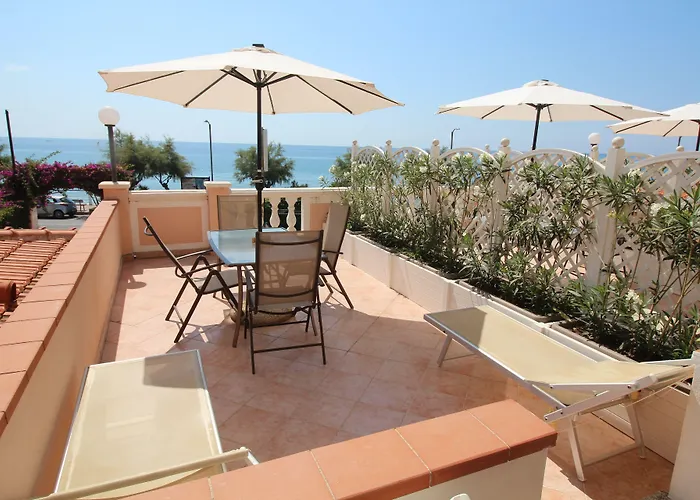 Lägenhetshotell Del Prado Riva Ligure