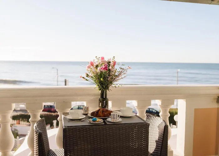 Del Prado Lägenhetshotell Riva Ligure