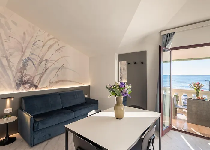 Del Prado Riva Ligure